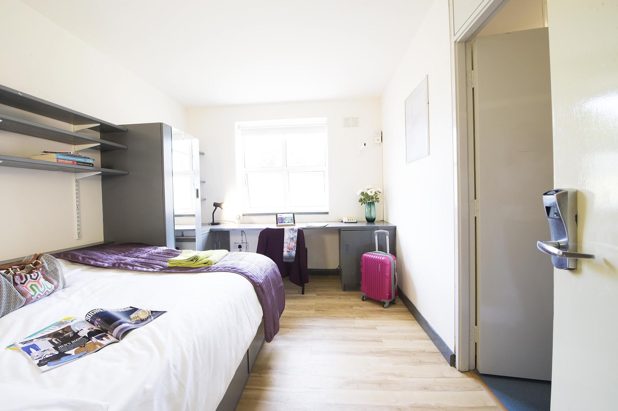 Corrib Village Rooms University Of Galway Dış mekan fotoğraf