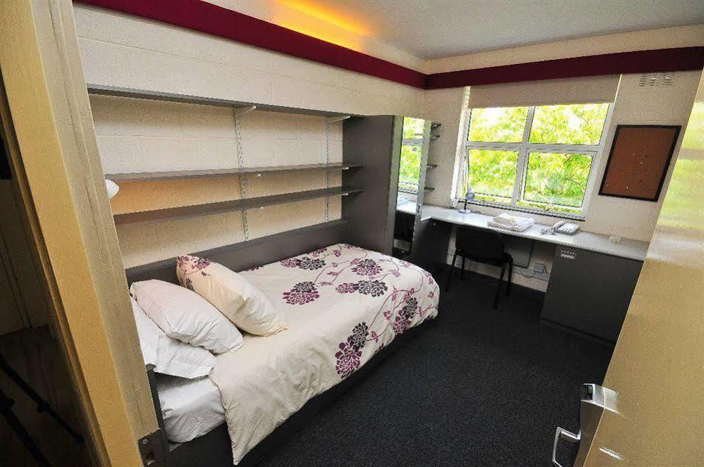Corrib Village Rooms University Of Galway Dış mekan fotoğraf
